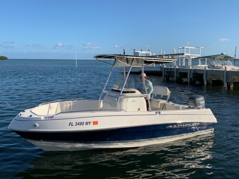22 ft AquaSport Center Console Boat Rental Islamorada Boat Rentals